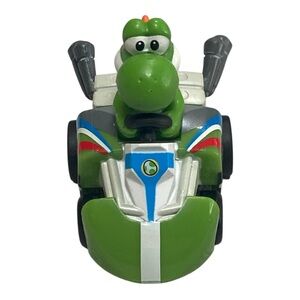Tomy Mario Kart Wii YOSHI Pullback Micro Racer Toy Car 2009